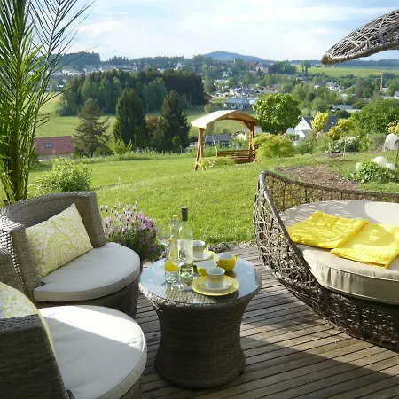 Haus Am Weinberg Ii سيكريتشن ام والرزي